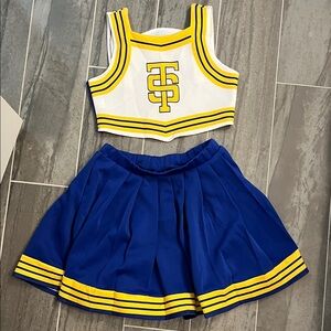 Taylor Swift Cheerleading Costume